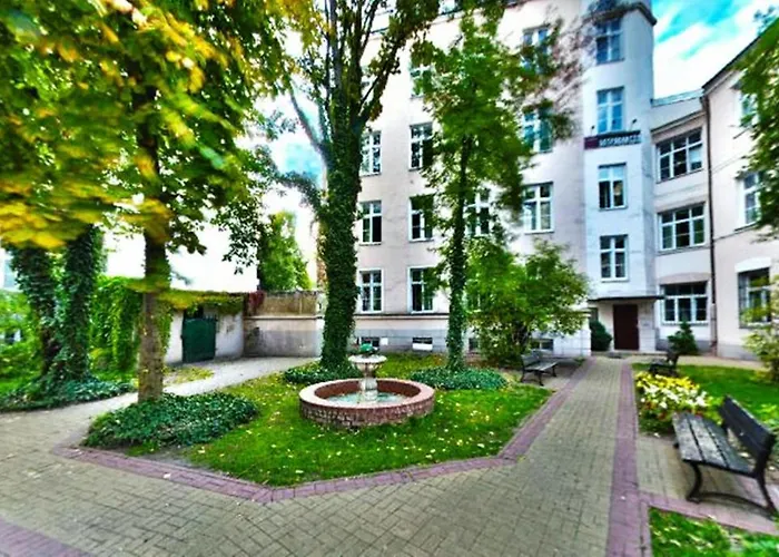Nathan'S Villa Hostel Warszawa